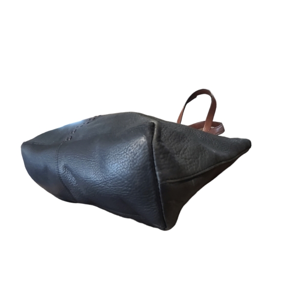 Fossil Leather Hand Bag with Stitch Detail - Picture 7 of 16